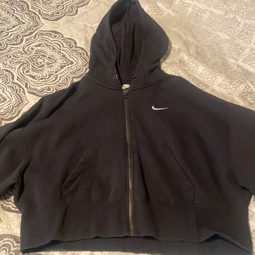 Nike black zip up sweater